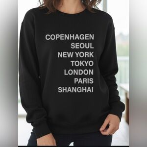 👛 (ANY 2/$25) NOISY MAY Black Letter Printed Global Cities Sweatshirt